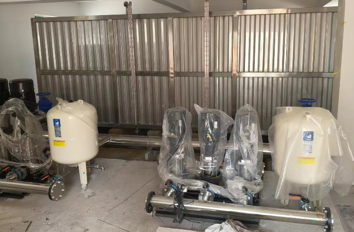 <strong>肋板水箱</strong>